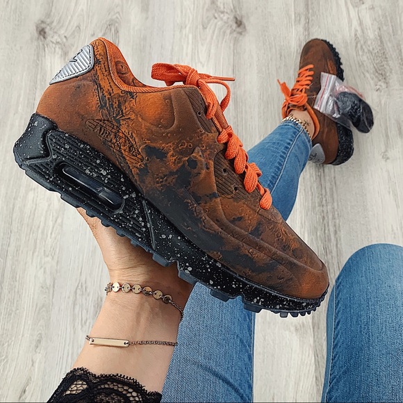 Nike Shoes - Nike air max 90 sneakers
